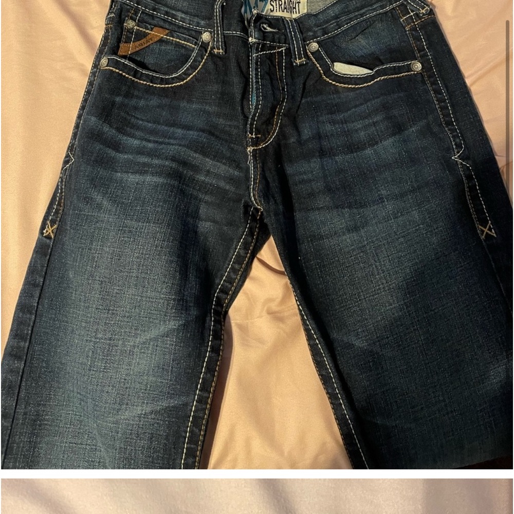 Ariat